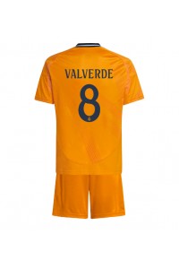 Real Madrid Federico Valverde #8 Babytruitje Uit tenue Kind 2024-25 Korte Mouw (+ Korte broeken)